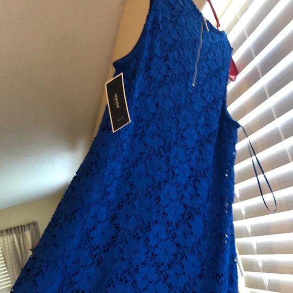 Beautiful Alfani Blue Lace Dress - Picture 2 of 7