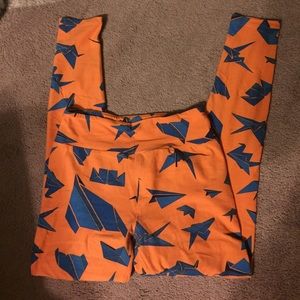 OS LuLaRoe leggings Paper Airplanes