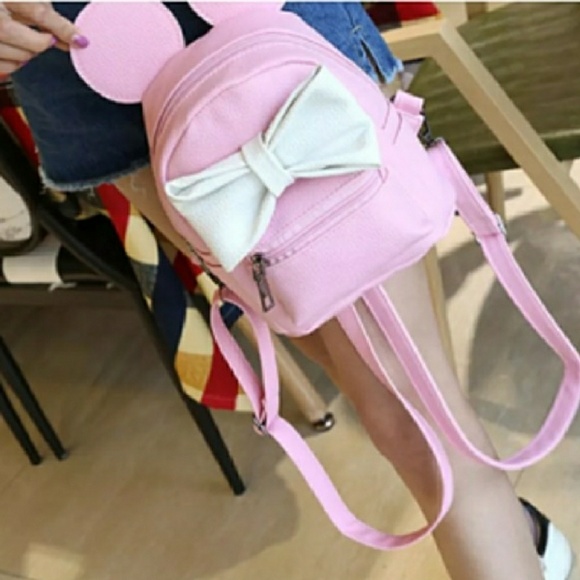 Minnie Mouse Backpack - Picture 2 of 3