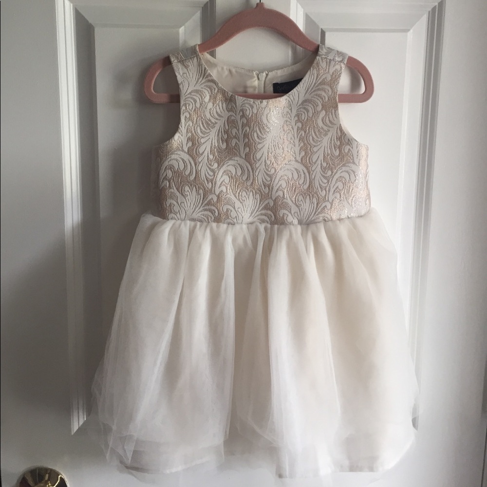 Tulle and brocade ivory dress