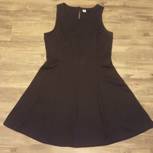 Old Navy Black dress sz L