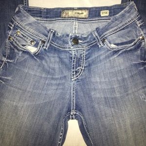 BKE denim Harper jeans size 27R.
