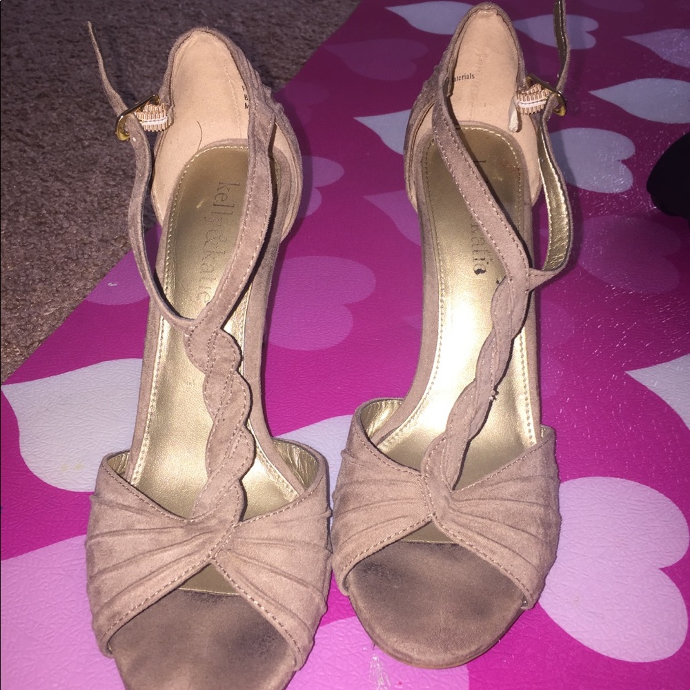 kelly & katie pumps