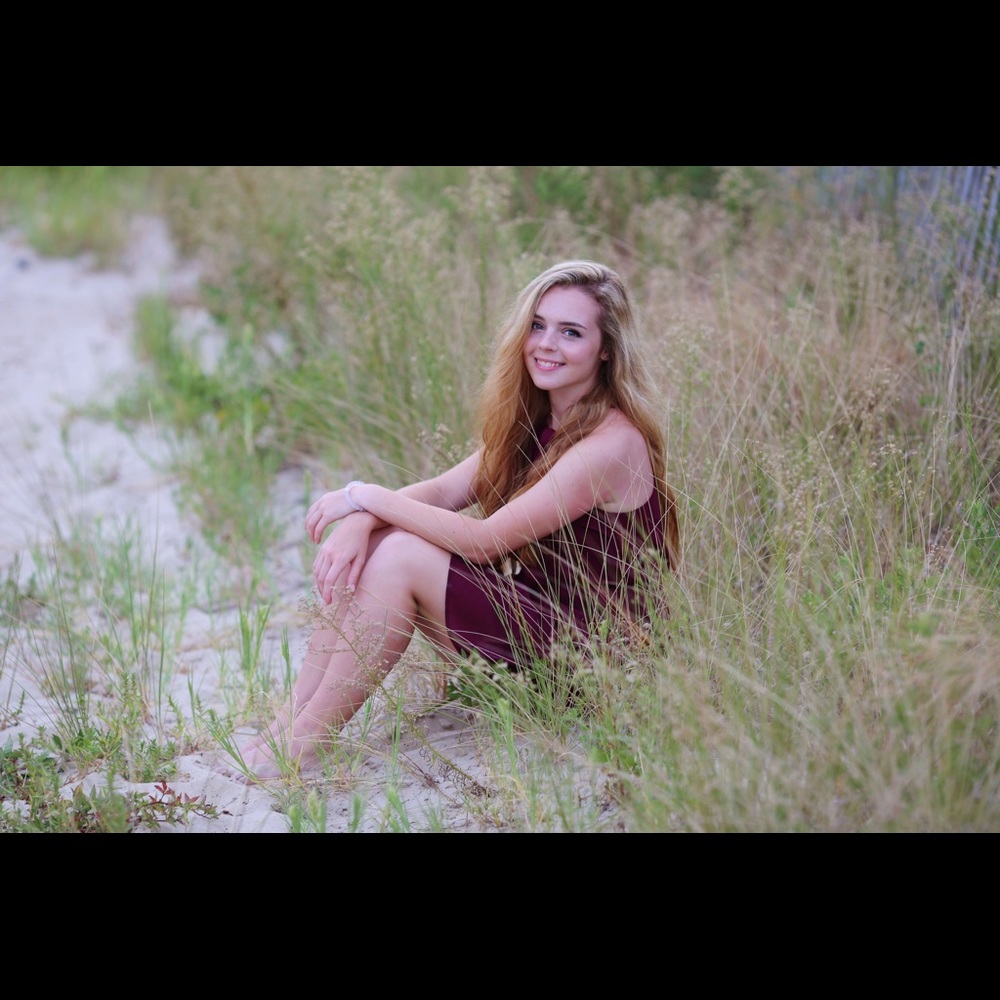 Meet your Posher, Phoebe