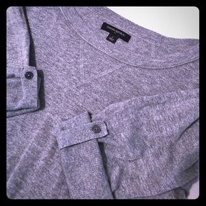 Grey 3/4 sleeve sweater