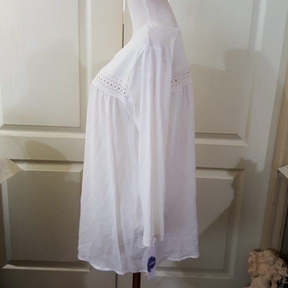 NWT "Indigo" Pretty White Blouse. Size Large. - Picture 2 of 8