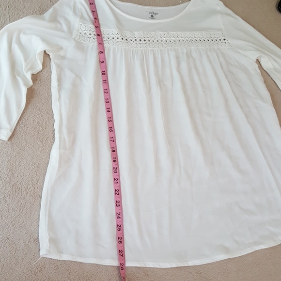 NWT "Indigo" Pretty White Blouse. Size Large. - Picture 5 of 8