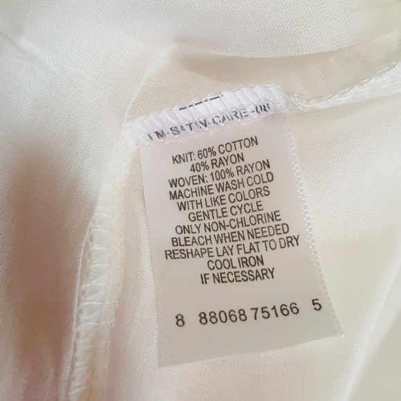 NWT "Indigo" Pretty White Blouse. Size Large. - Picture 8 of 8