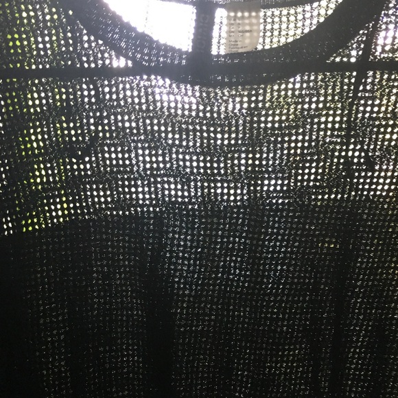 Fishnet crop - Picture 4 of 4