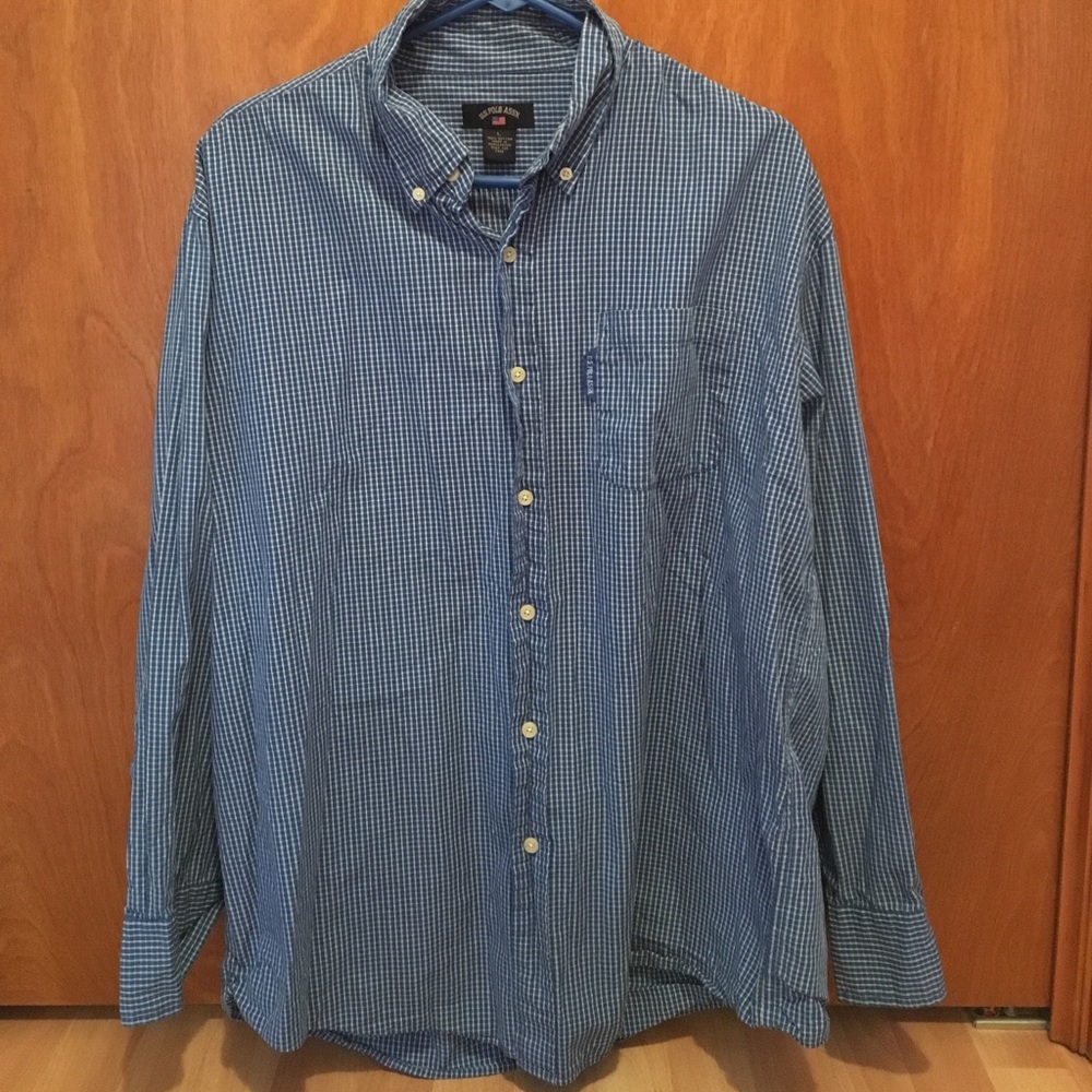 Men's Button up Dress shirt.