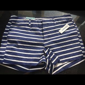 Old Navy Pixie Shorts. 3" inseam. 30" waist
