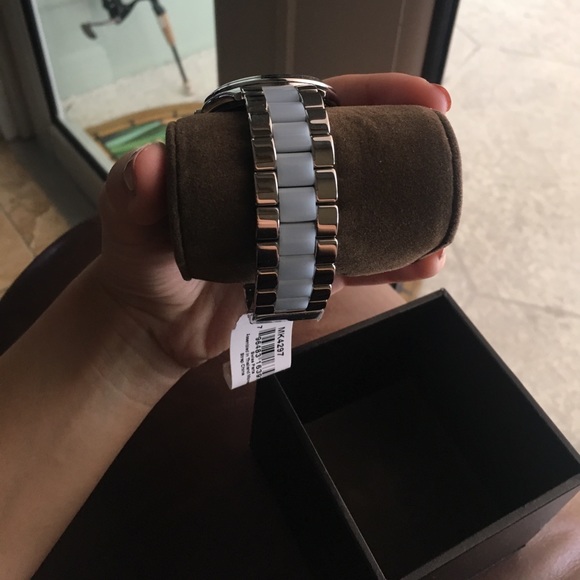 Michael kors watch, never used