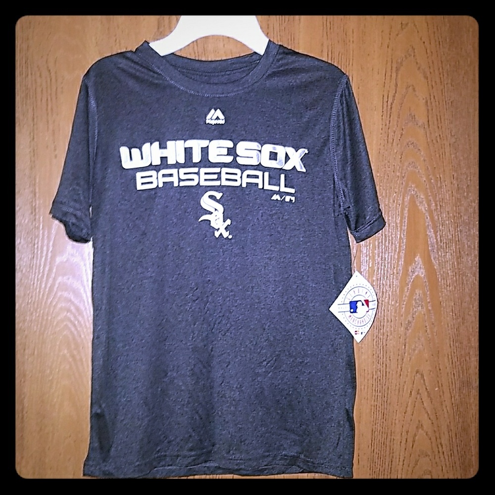 WHITE SOX Athletic Shirt Boys size M 10/12 NWT