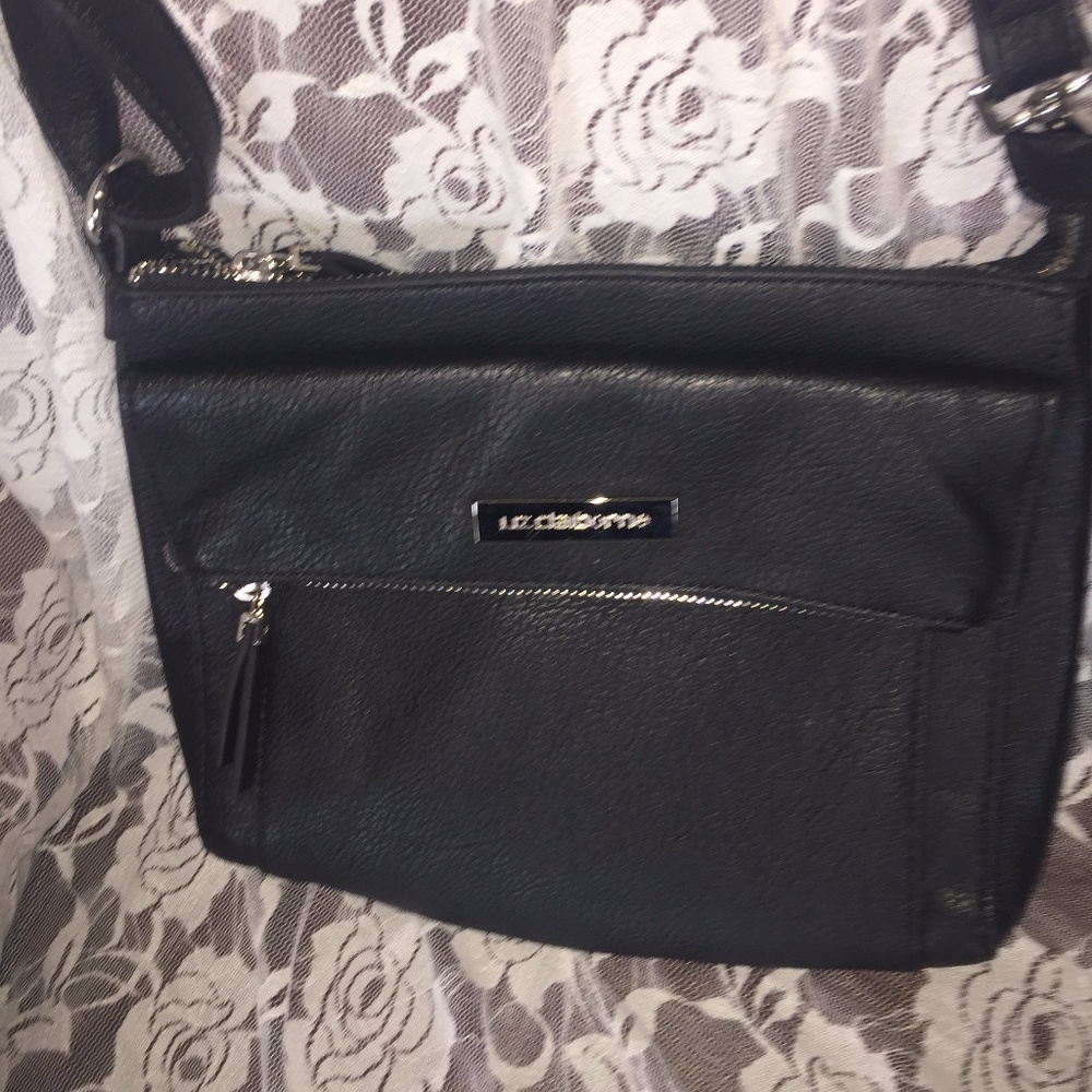 Liz Claiborne Black Handbag