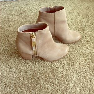 Aldo beige booties with heel