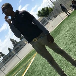 Meet your Posher, Devin