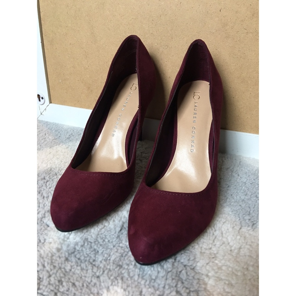 Never Worn Lauren Conrad Burgundy/Maroon Pumps