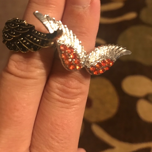 Bling rings! - Picture 5 of 5