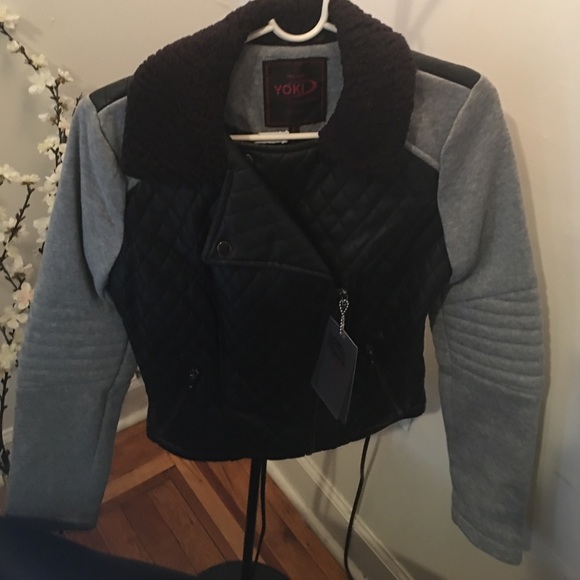 Jacket - Picture 1 of 3