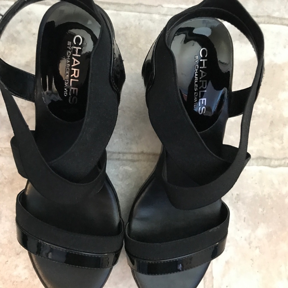 Charles David Black Wedge Sandals