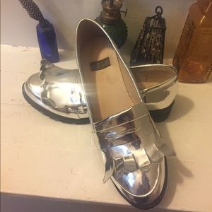 Metallic Silver Penny Loafers! 💎