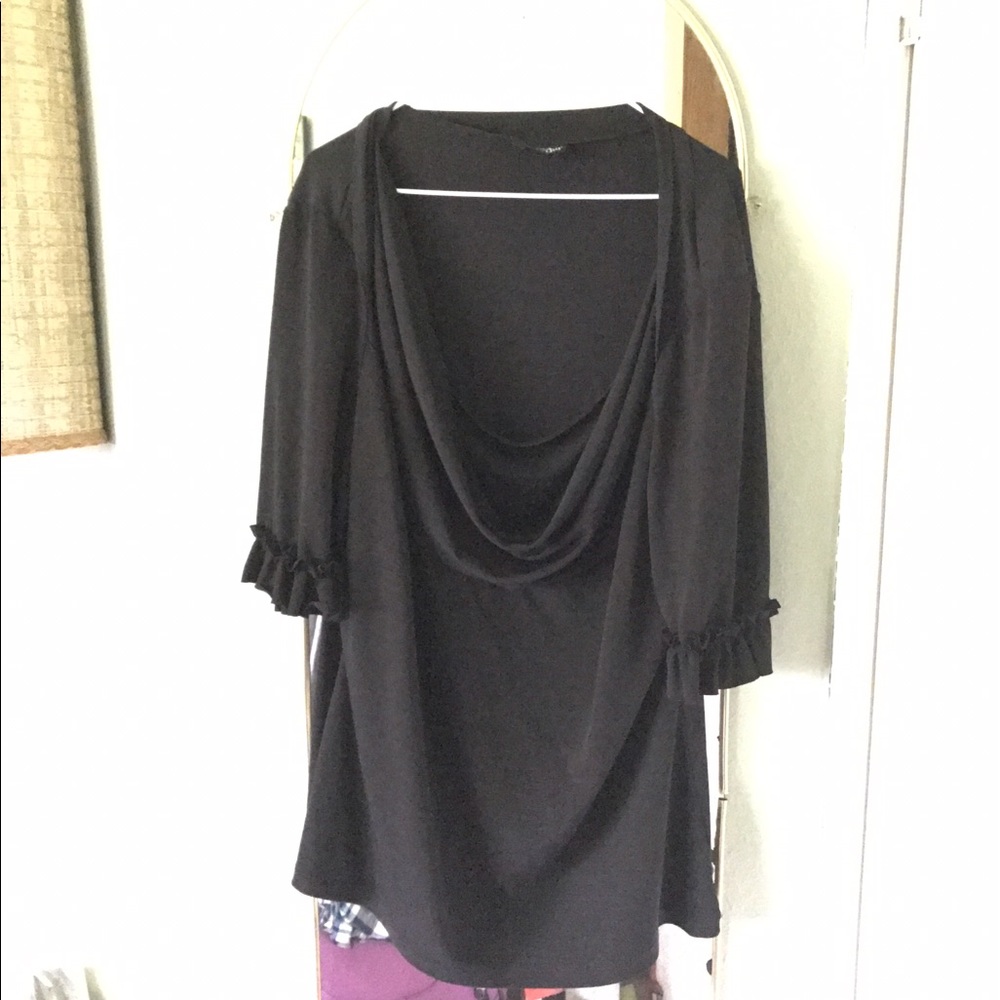 Black scoopneck dress shirt