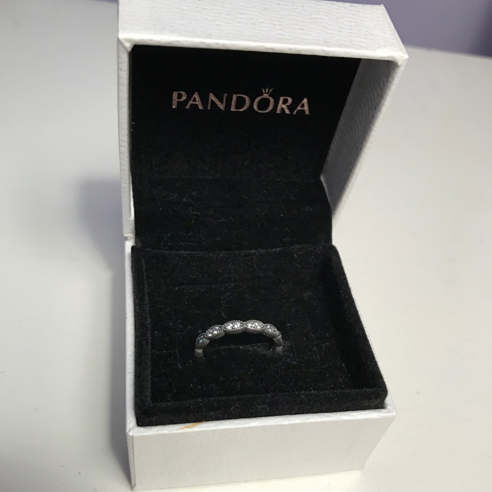 Pandora Ring
