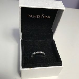 Pandora Ring