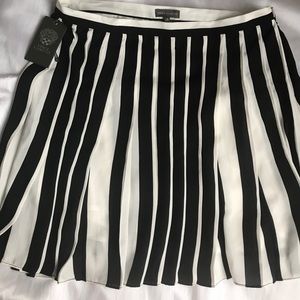 Vince Camuto Plaided skirt