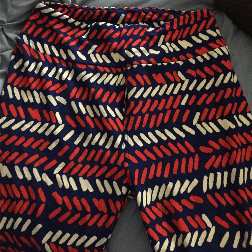 Red , cream and navy OS leggings