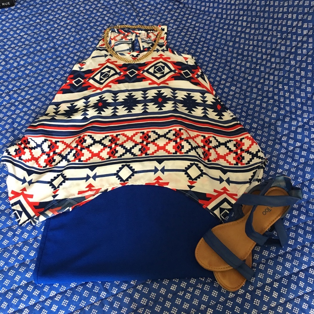 ‼️IN LIKE NEW CONDITION‼️ Blue/Red/White Aztec Top