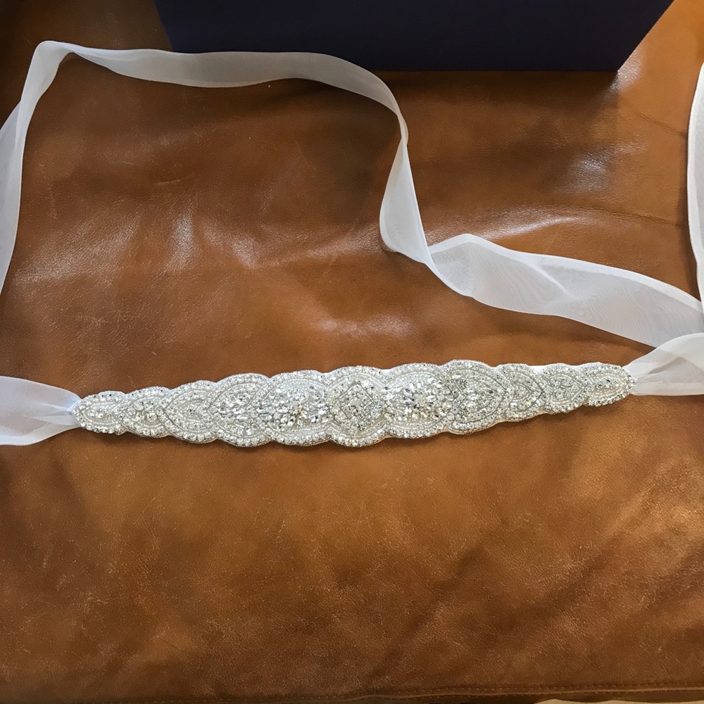 Mikaella Bridal belt, size 10, wedding belt