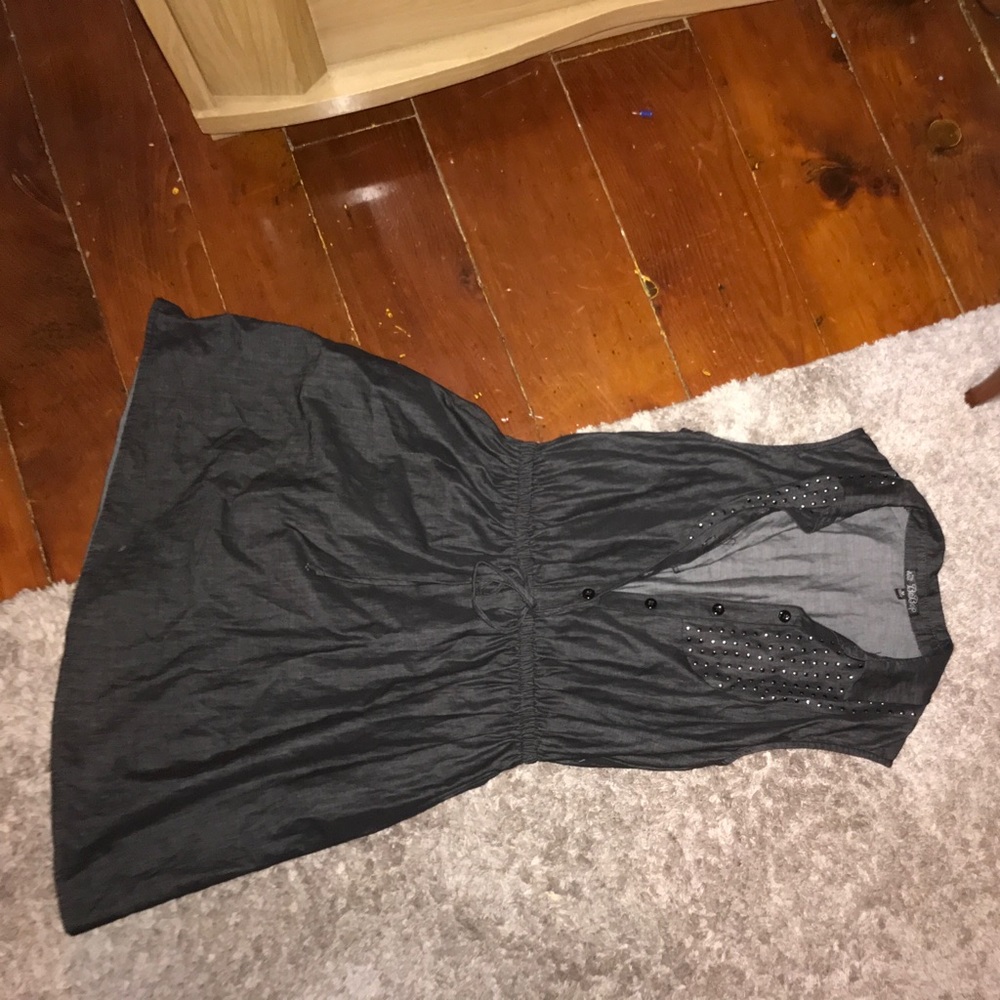 Sleeveless summer dress