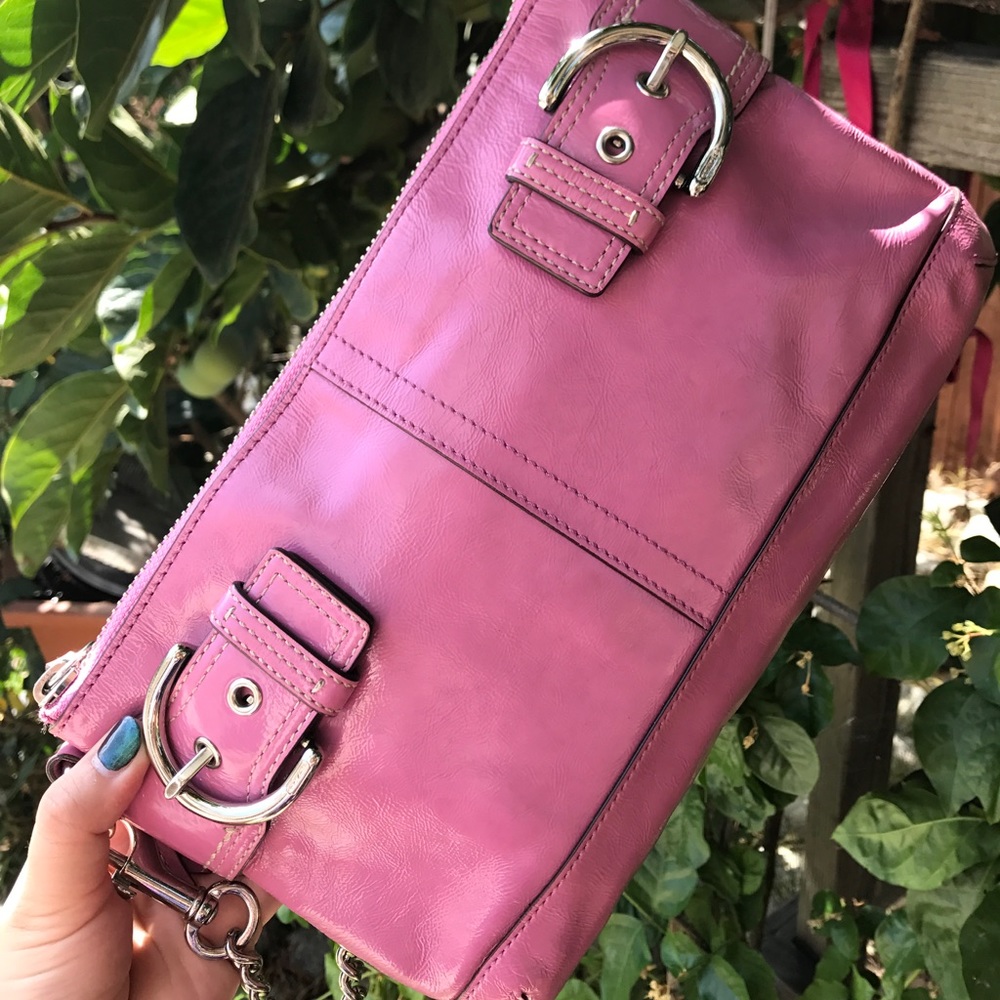 Authentic cute COACH leather shoulder bag