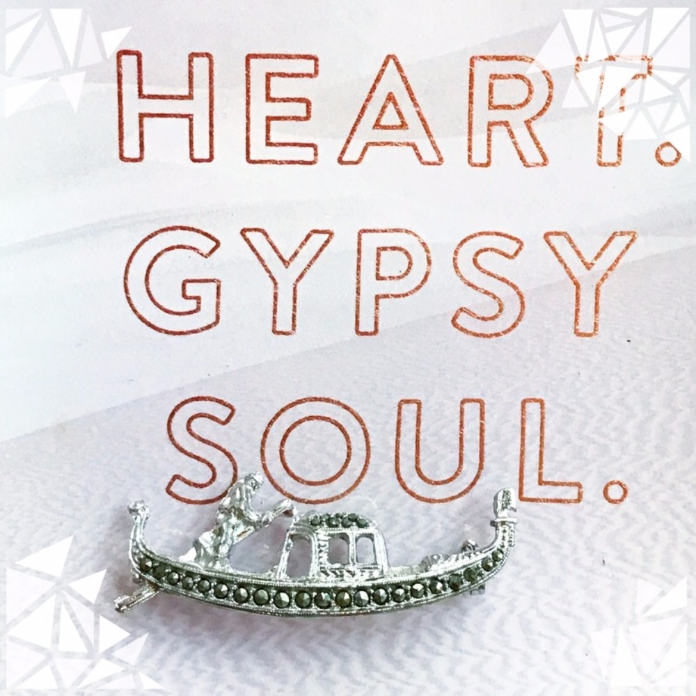 . {LOVE BOAT} Gondola obsinian  stamped broach