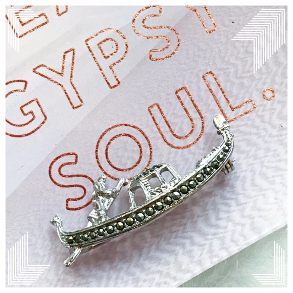 . {LOVE BOAT} Gondola obsinian stamped broach - Picture 4 of 8