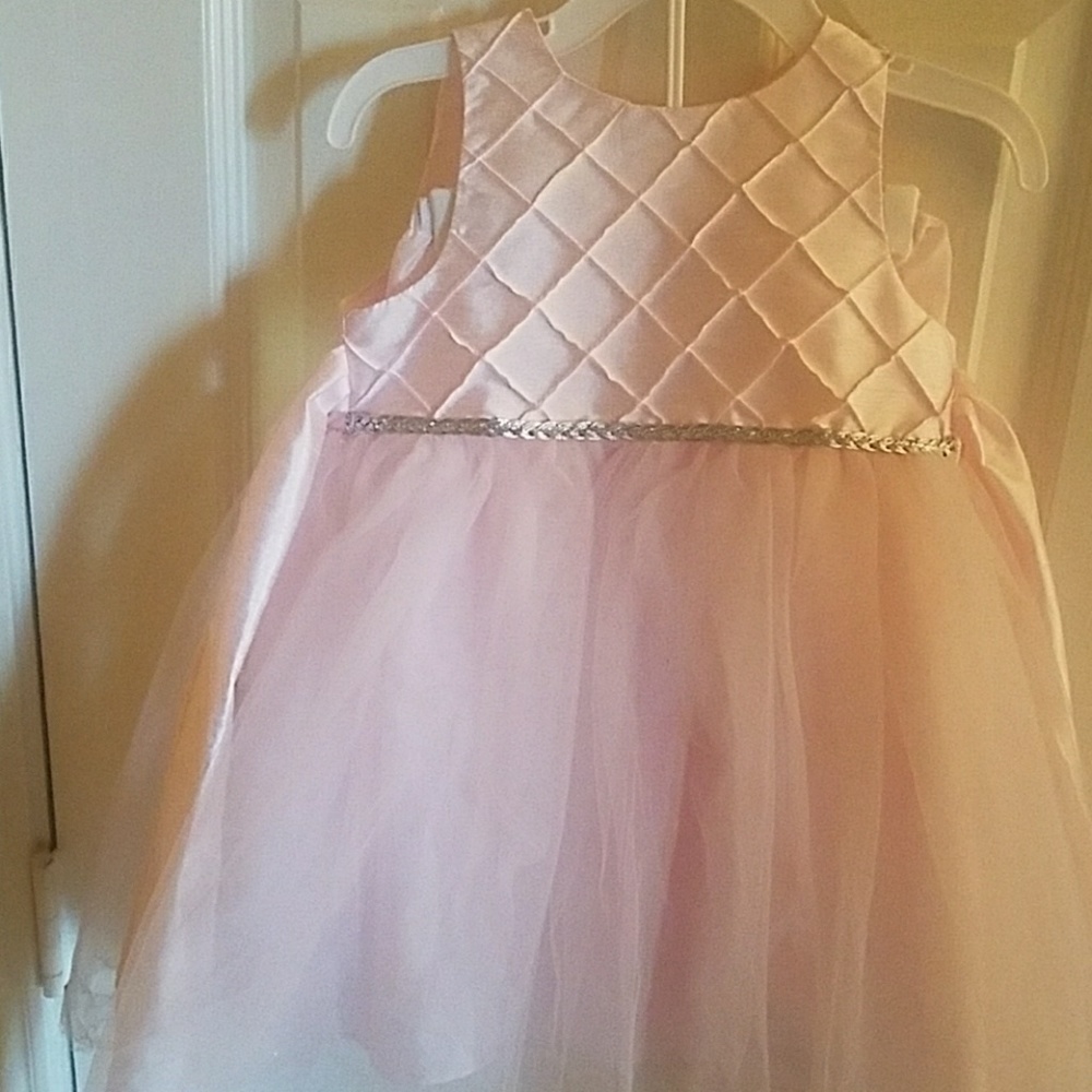 Little girl pink dress