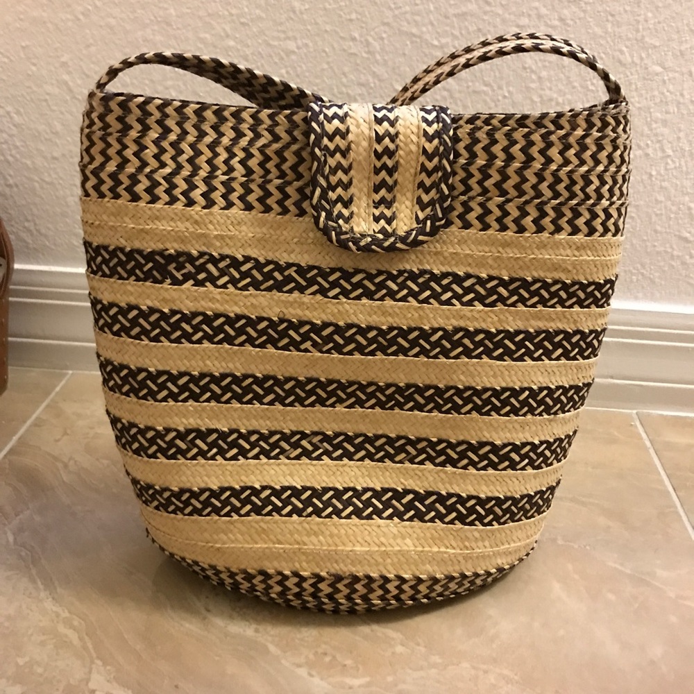 Handwoven Straw Bucket Bag
