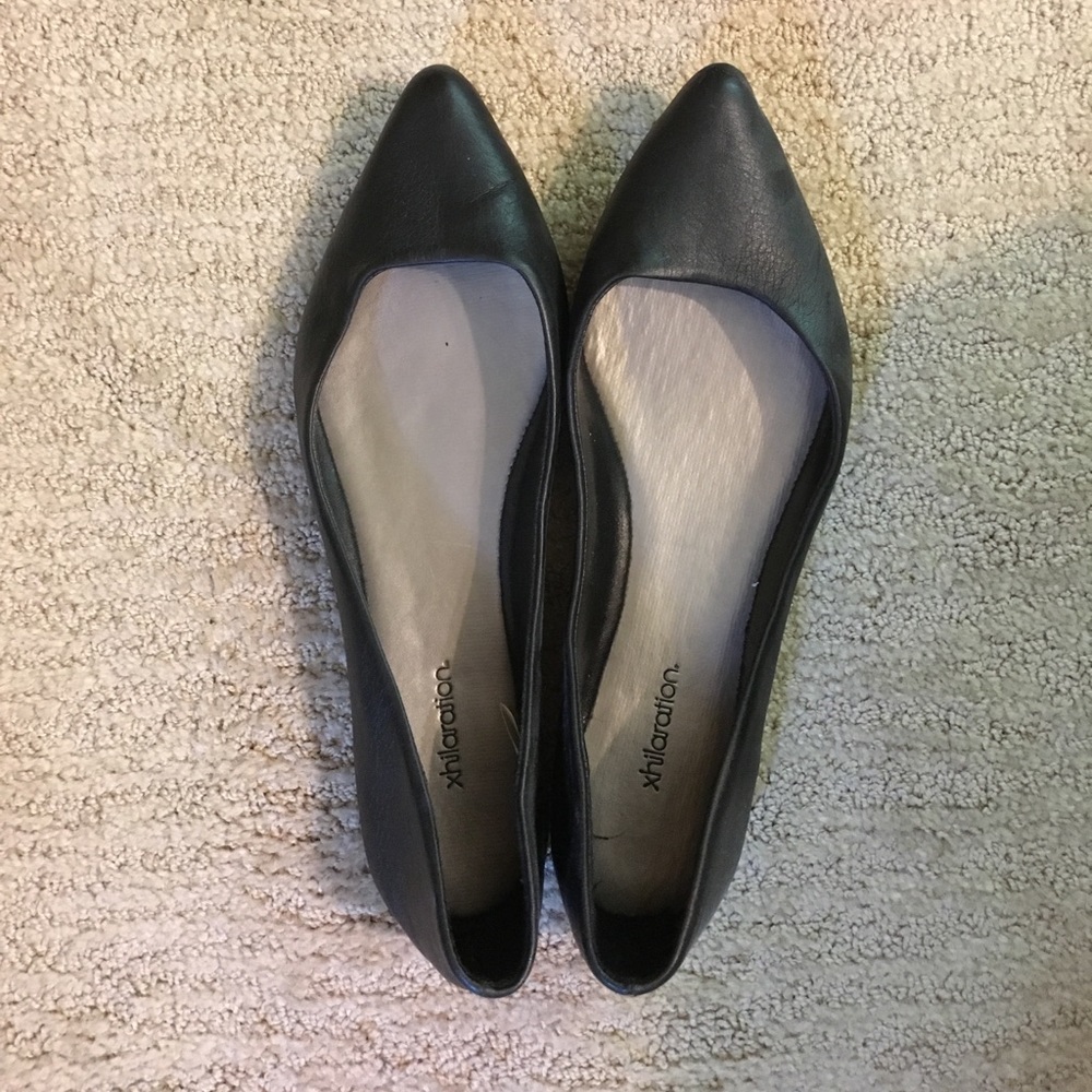 Xhilaration pointy toed black flats