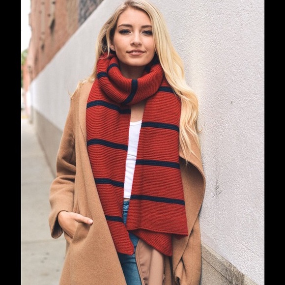 Accessories - 🎉SALE🎉HORIZONTAL STRIPE SCARF