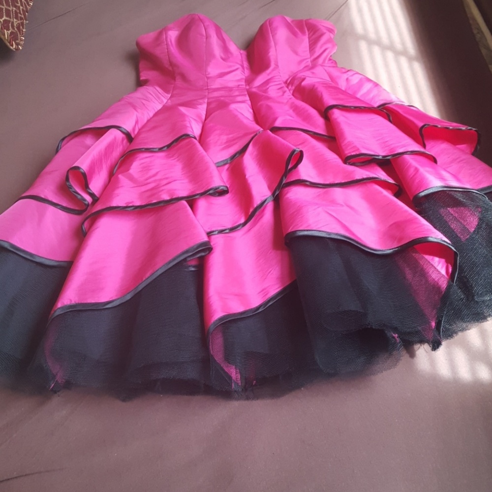 Hot pink and black strapless dress