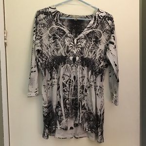 Gently used Live and Let Live long sleeved blouse