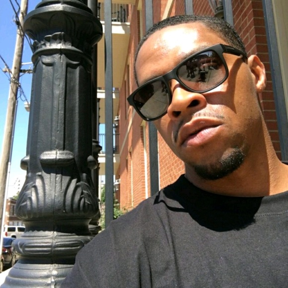 Meet your Posher, Bryan - Picture 1 of 1