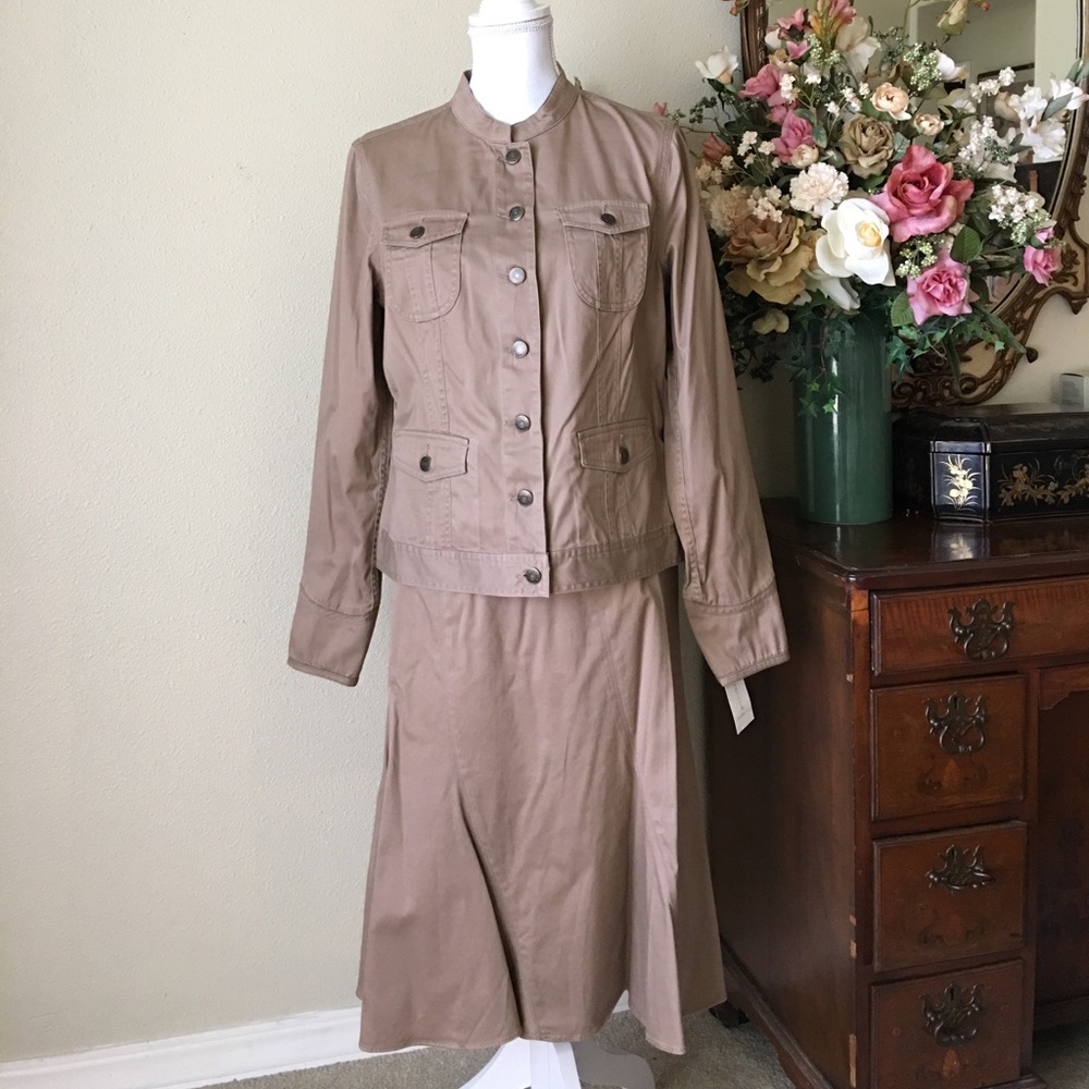 NWT Tan Suit Crop Jacket Gored Skirt
