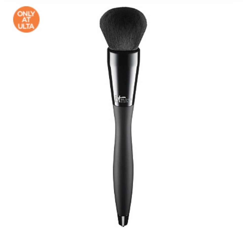 Velvet Luxe LBD Foundation Brush #302