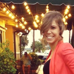 Meet your Posher, Elana