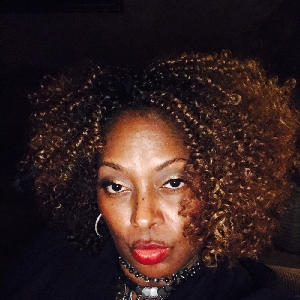 Meet your Posher, Donna