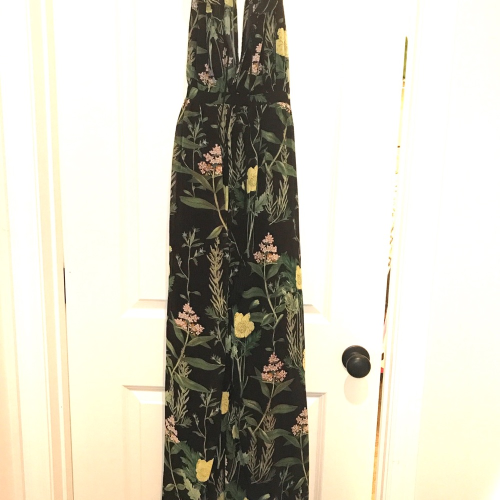 Black maxi Dress with floral pattern