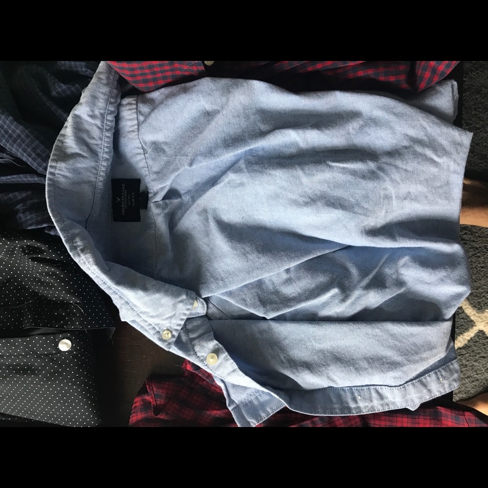 Button down shirts - Picture 2 of 8