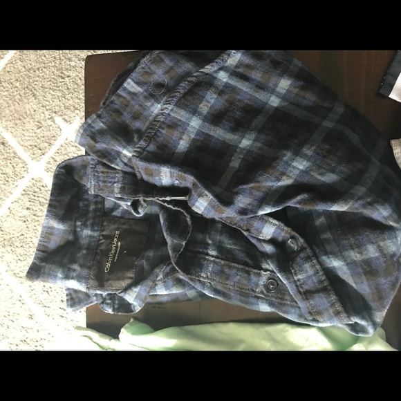 Button down shirts - Picture 4 of 8